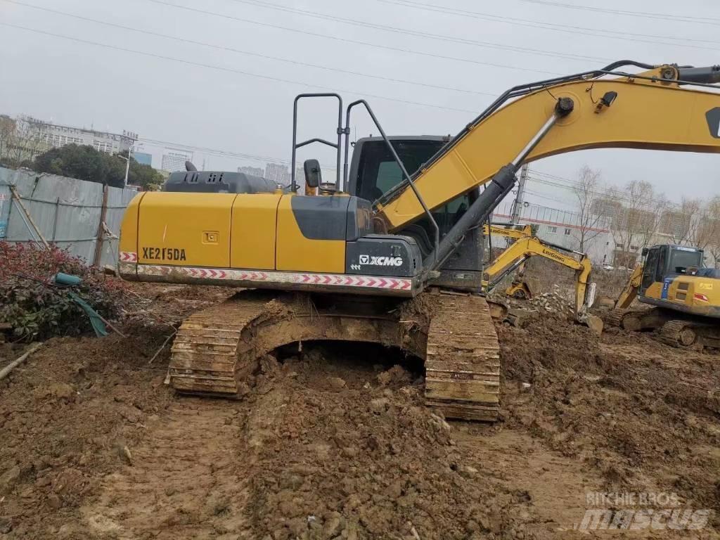 XCMG XE 215 DA 大型油圧ショベル12t以上（パワーショベル・ユンボ）