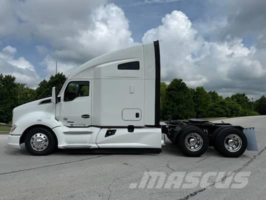 Kenworth T 680 中古トラクターヘッド | トレーラーヘッド