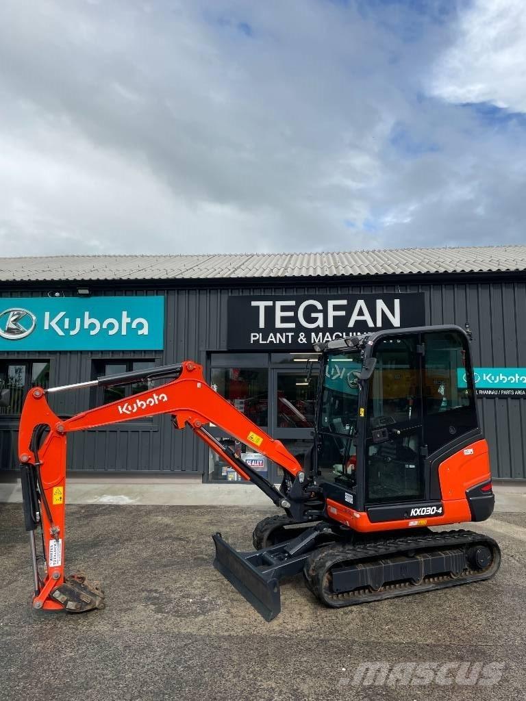 Kubota KX 030-4 ミニ油圧ショベル 7t以下（ミニユンボ・ミニディガー）