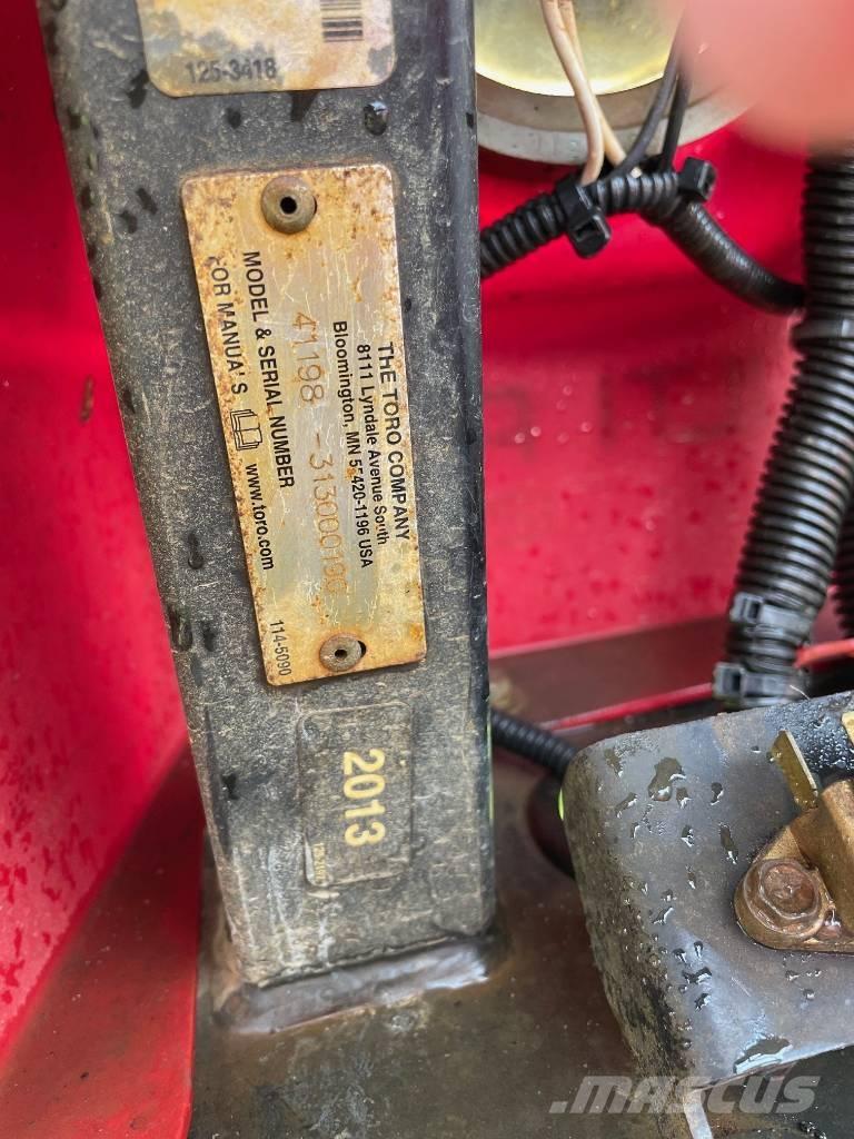 Toro MultiPro 1250 ターフ用液剤・目土散布機