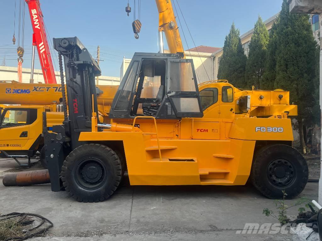 TCM FD 30 T ディーゼル・軽油