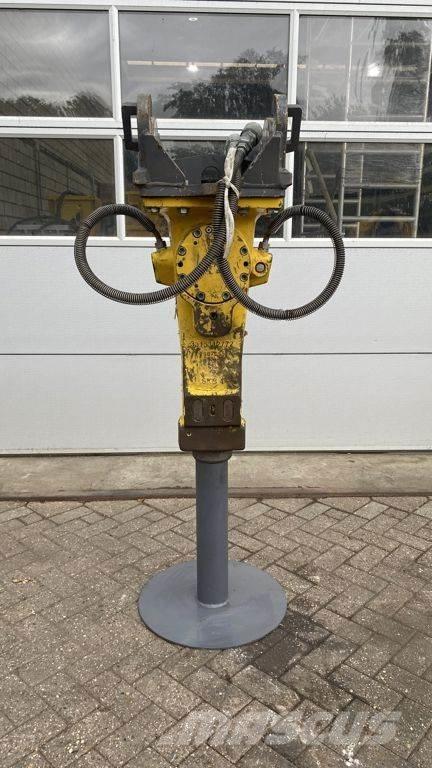 Epiroc SB452 ハンマー／ブレーカ