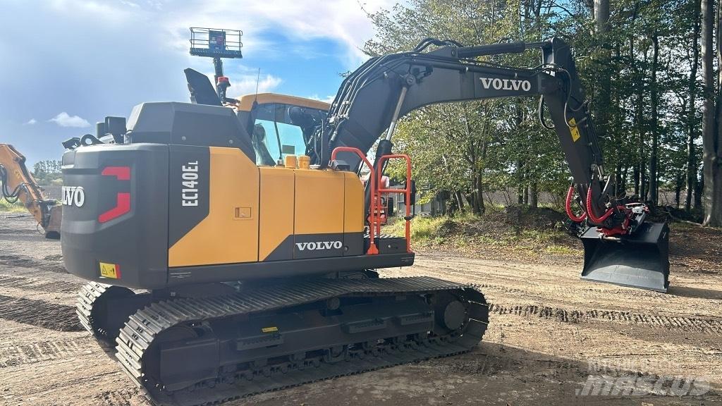 Volvo EC 140 E 大型油圧ショベル12t以上（パワーショベル・ユンボ）