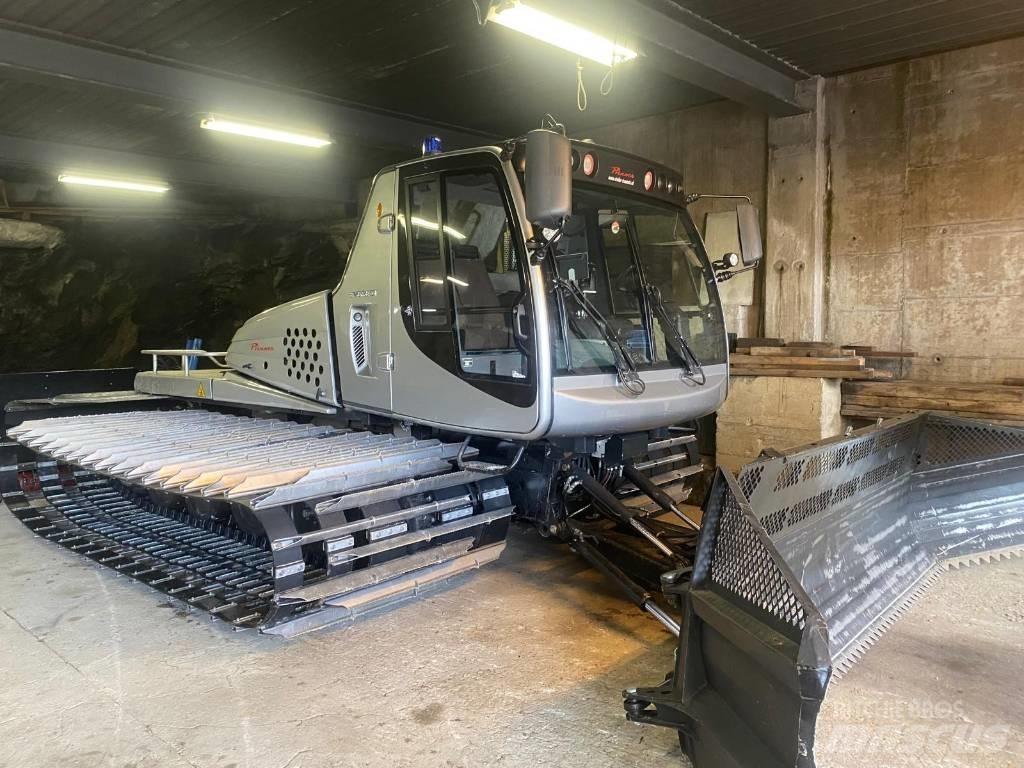 Prinoth Everest スノーグルーマー