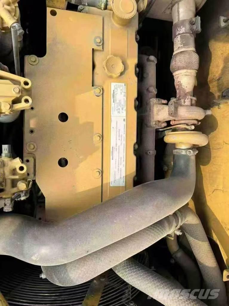 CAT 320 D L 大型油圧ショベル12t以上（パワーショベル・ユンボ）