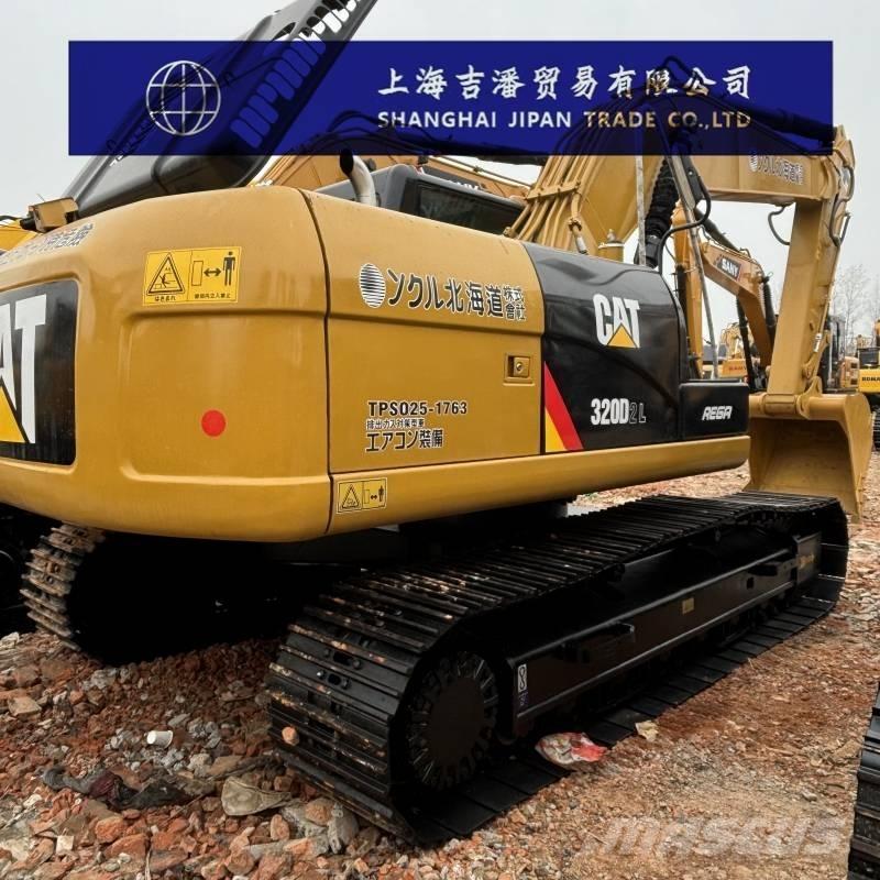 CAT 320 D 大型油圧ショベル12t以上（パワーショベル・ユンボ）