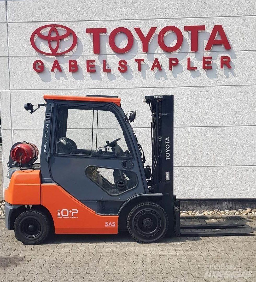 Toyota 02-8FGF25 LPGフォークリフト