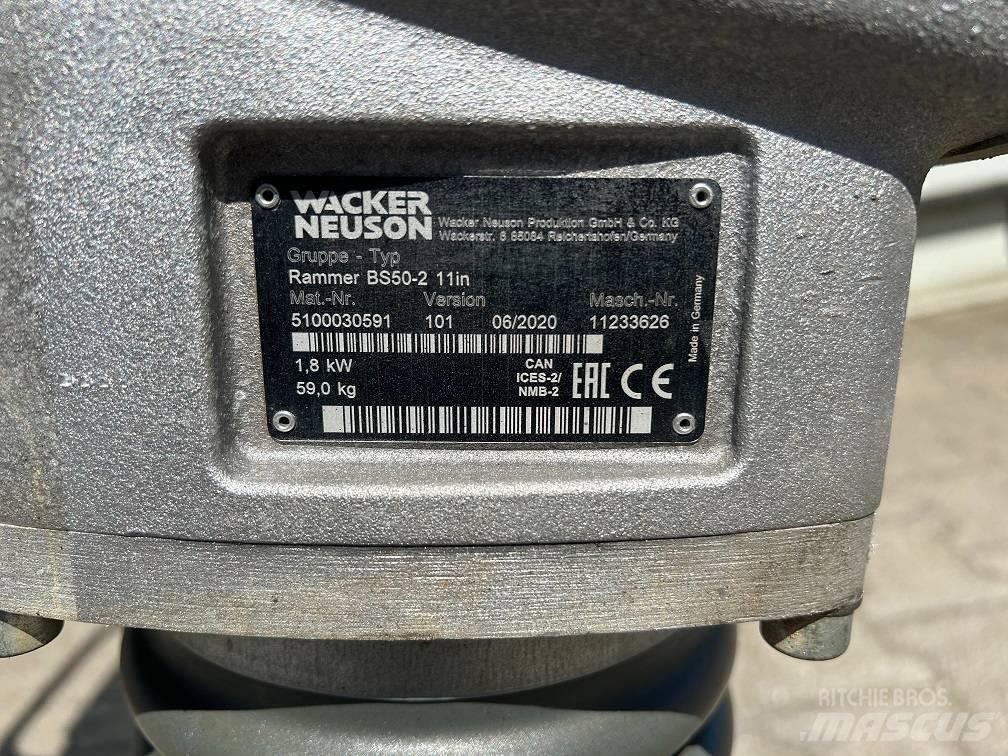 Wacker Neuson BS50-2 タンパ/転圧バイブレータ