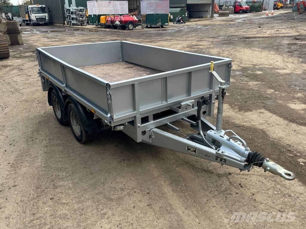 Ifor Williams 8 X 5 ボックスボディートレーラー