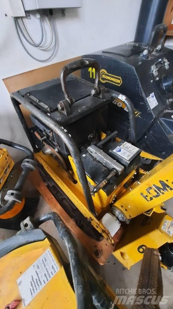 Bomag BPR 50/52 D プレートコンパクター