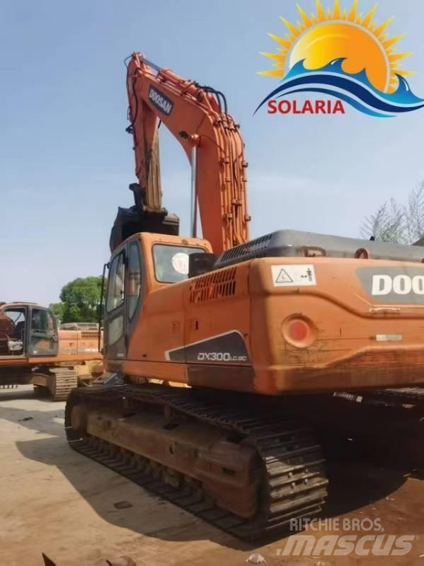 Doosan dx300lc-9c 大型油圧ショベル12t以上（パワーショベル・ユンボ）