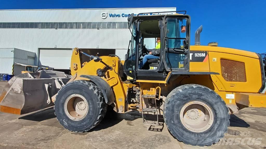 CAT 926M ホイールローダー・タイヤショベル