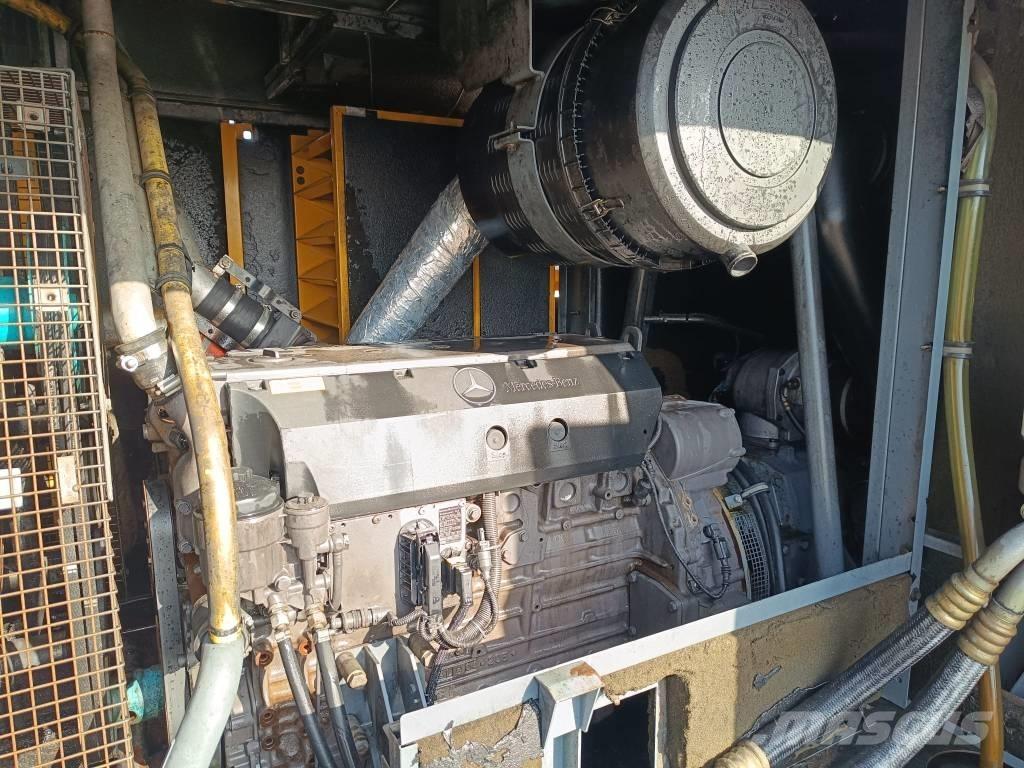 Atlas Copco XAHS 416 コンプレッサー