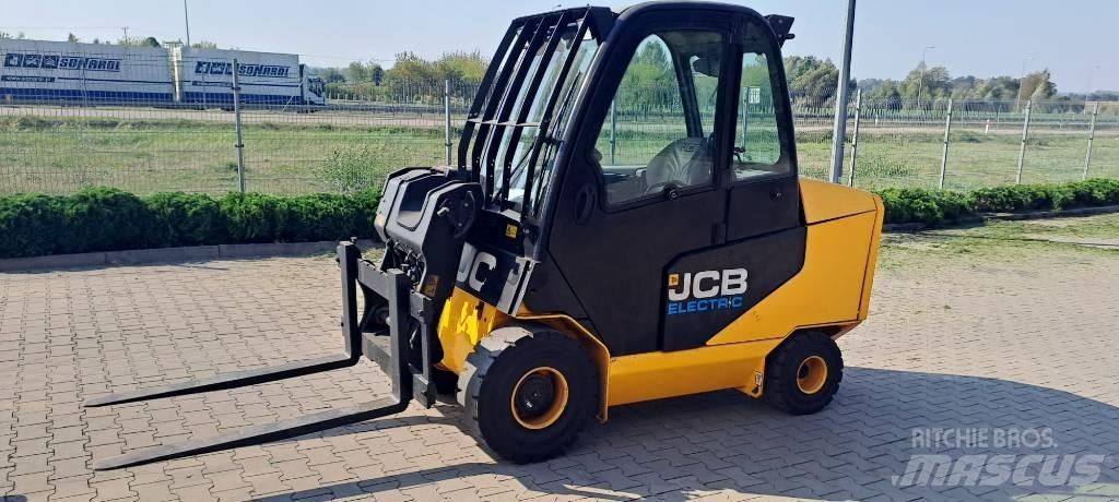 JCB TLT 30-19E 2WD バッテリーフォークリフト