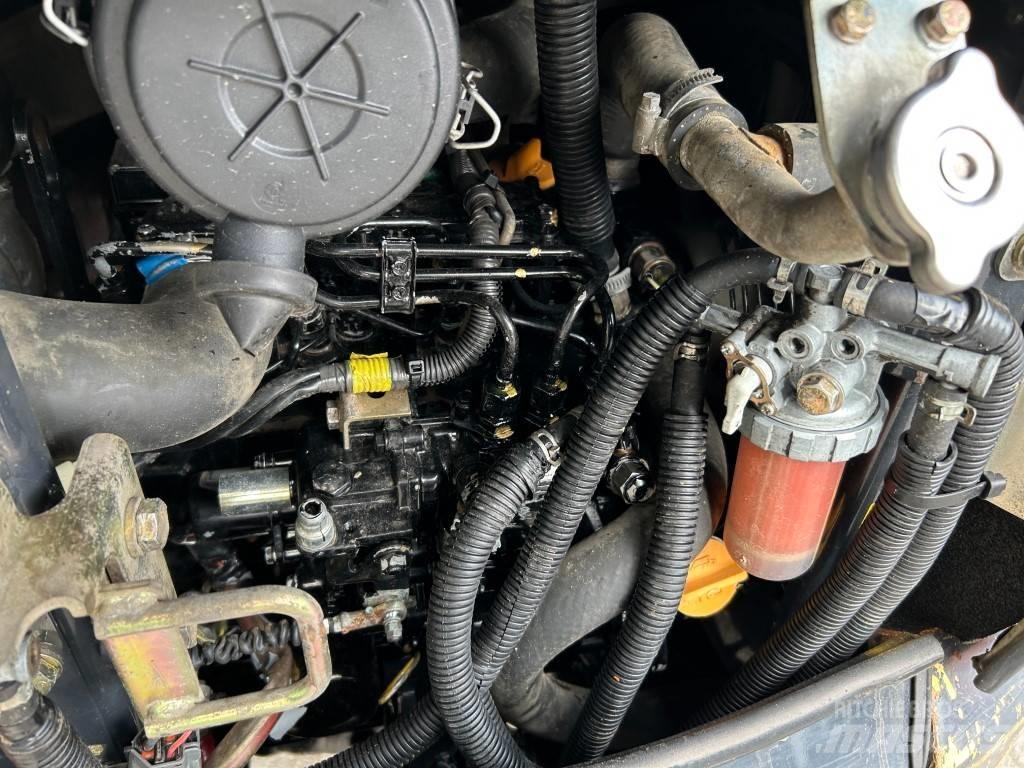 Hitachi ZX 18-3 CLR ミニ油圧ショベル 7t以下（ミニユンボ・ミニディガー）