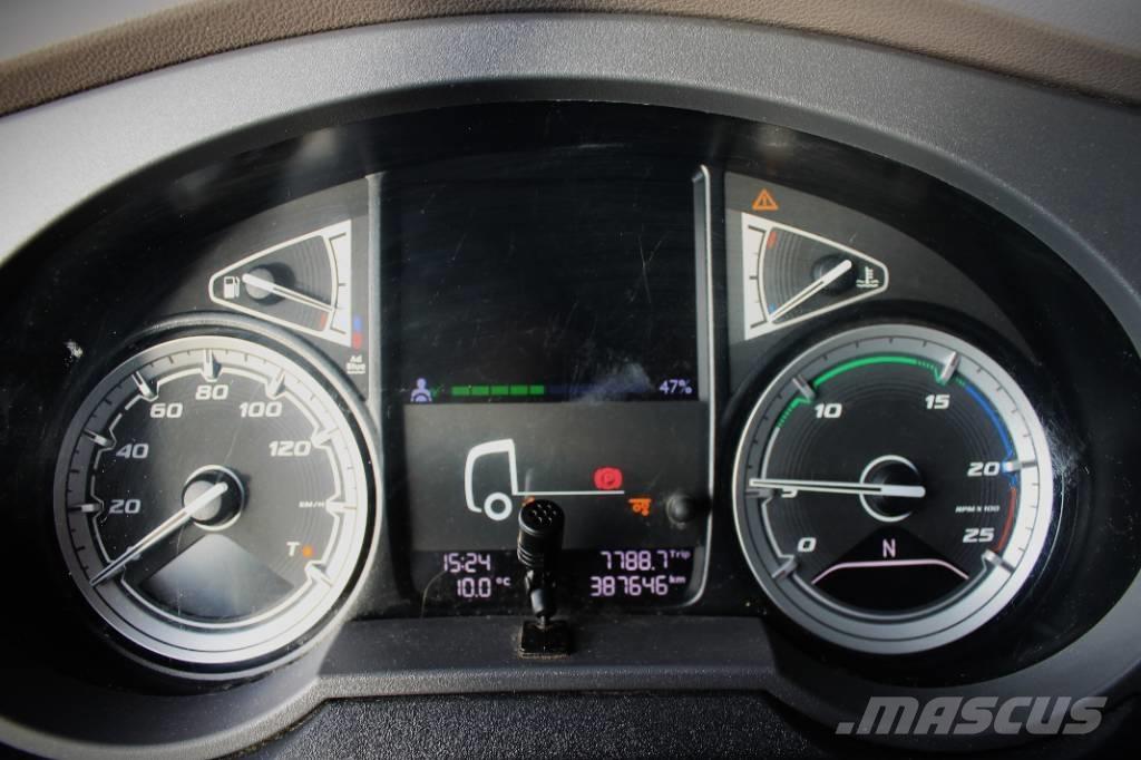 DAF XF 480 FAR ボックスボディー、ウイング、箱車