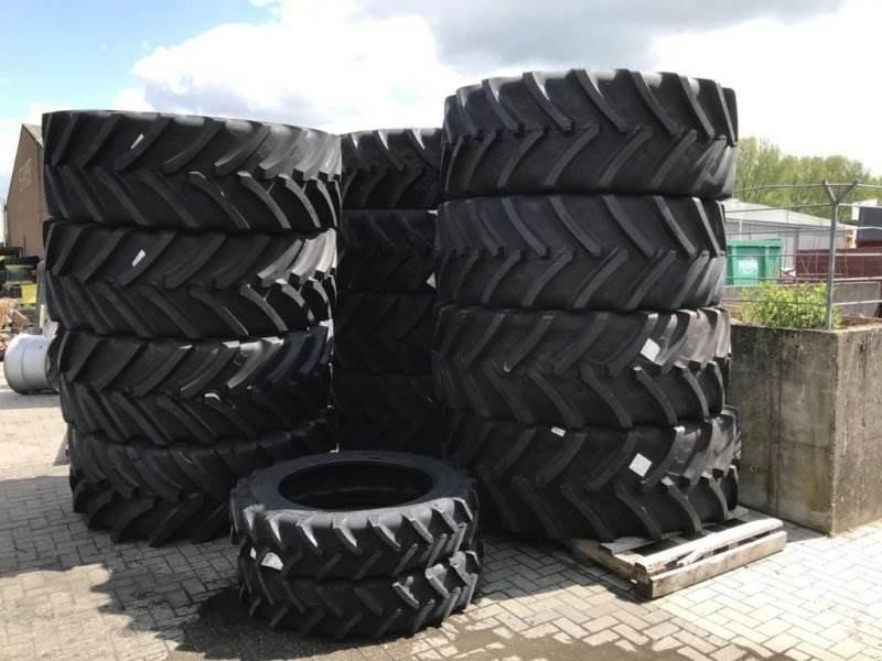 BKT 710/70R38 タイヤ、ホイル、リム