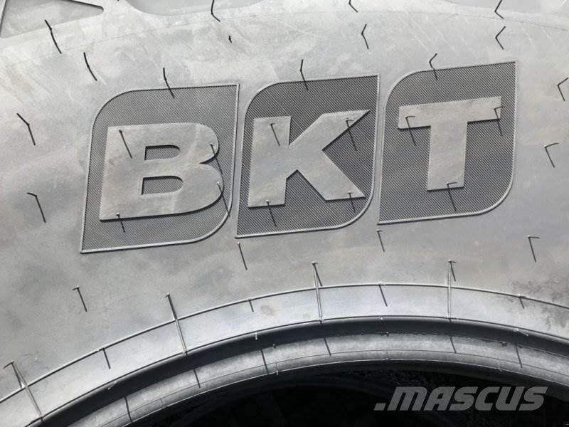 BKT 710/70R38 タイヤ、ホイル、リム