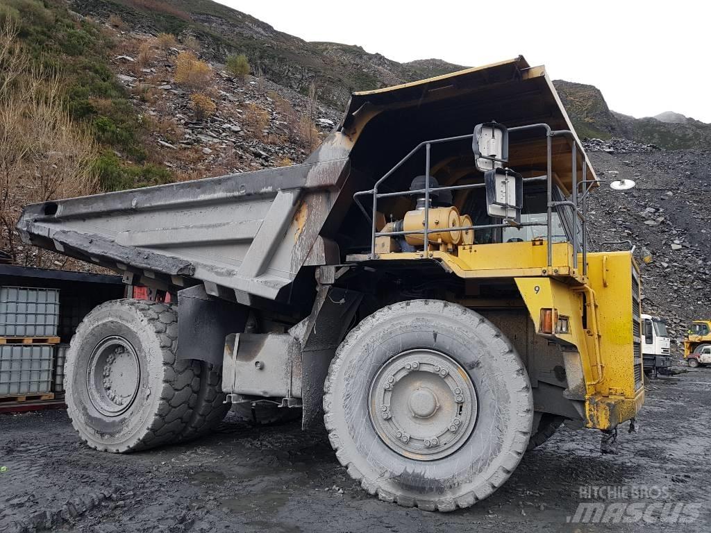 Komatsu HD 465-5 リジットフレーム式ダンプトラック