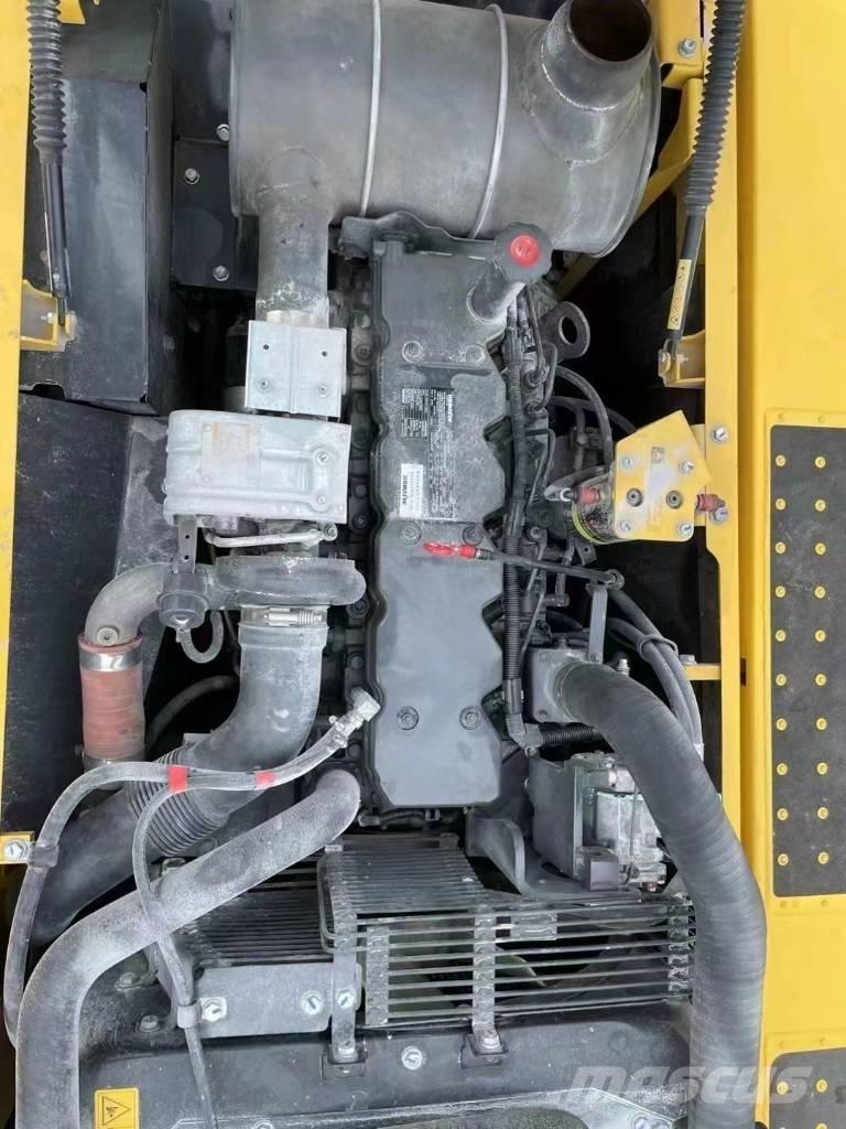 Komatsu PC220-8 大型油圧ショベル12t以上（パワーショベル・ユンボ）