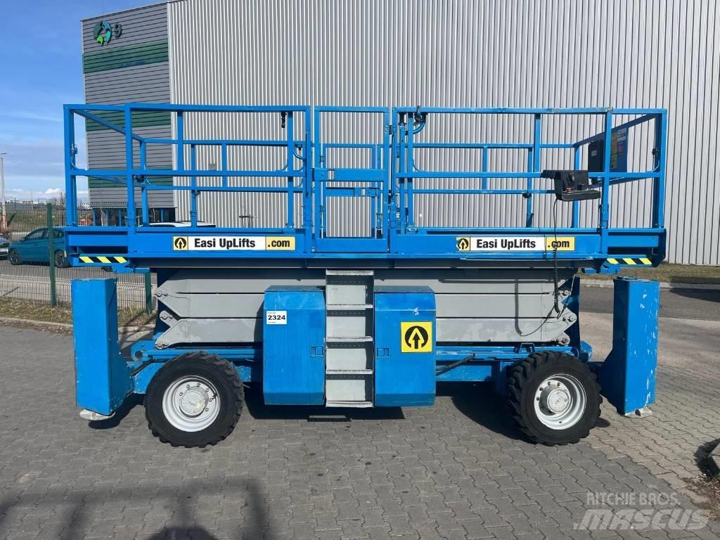 Genie GS 3384 RT シザースリフト