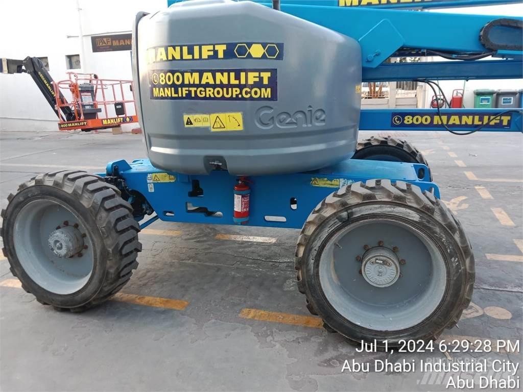 Genie Z45/25JRT ブームリフト　屈伸型