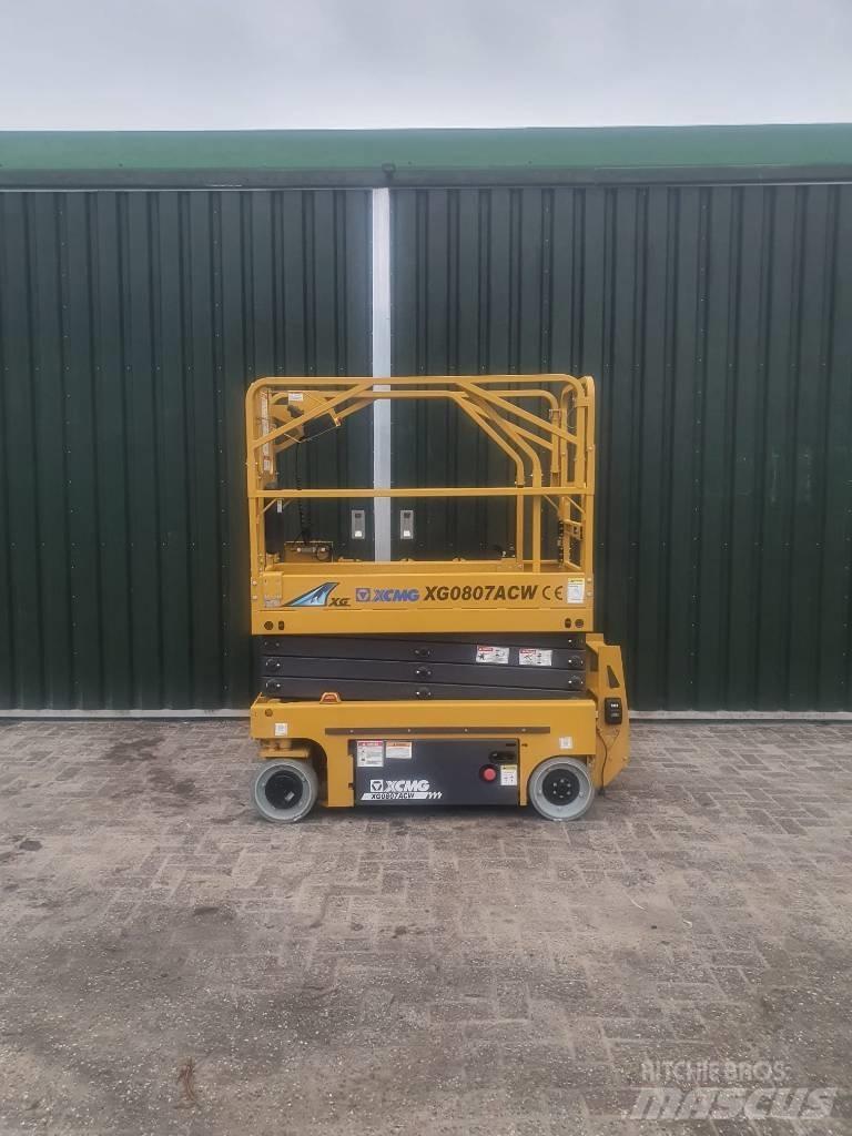 XCMG XG 0807 AC シザースリフト