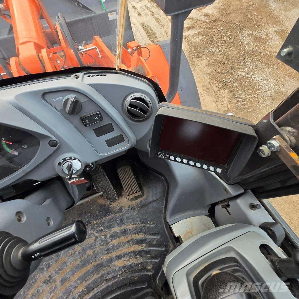 Hitachi ZW150-6 ホイールローダー・タイヤショベル