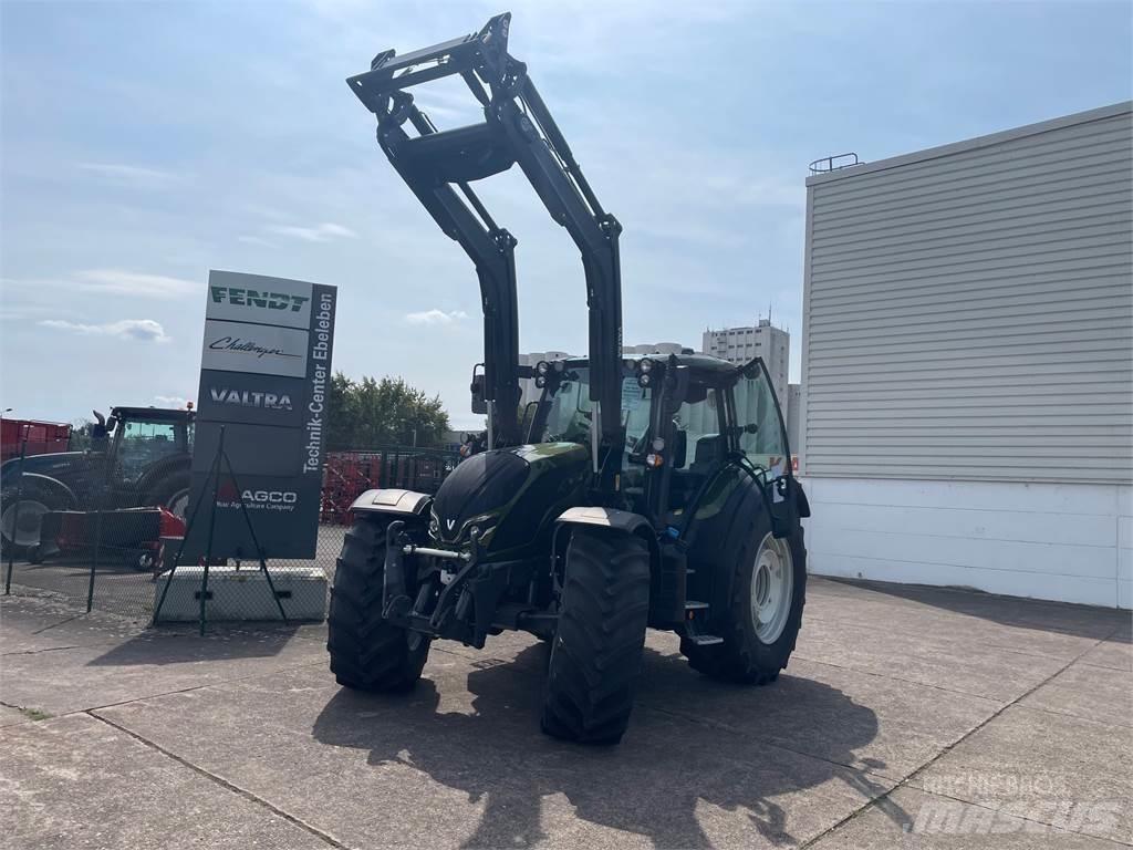 Valtra N155 EA 2B1 トラクター
