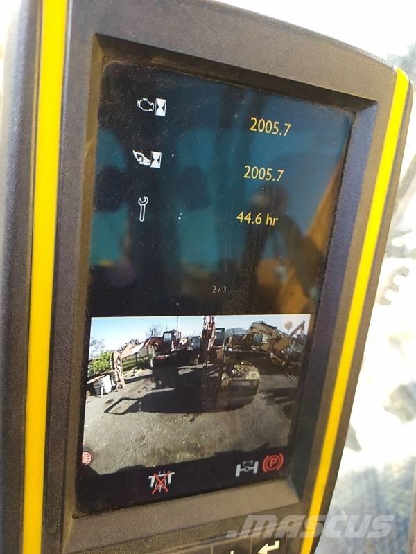 JCB JS 145 W ホイール式油圧ショベル（パワーショベル・ユンボ・バックホー）