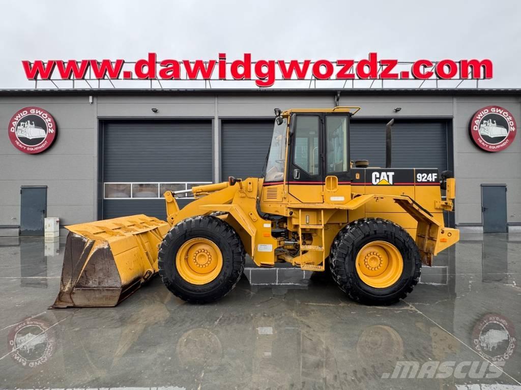 CAT 924 F ホイールローダー・タイヤショベル