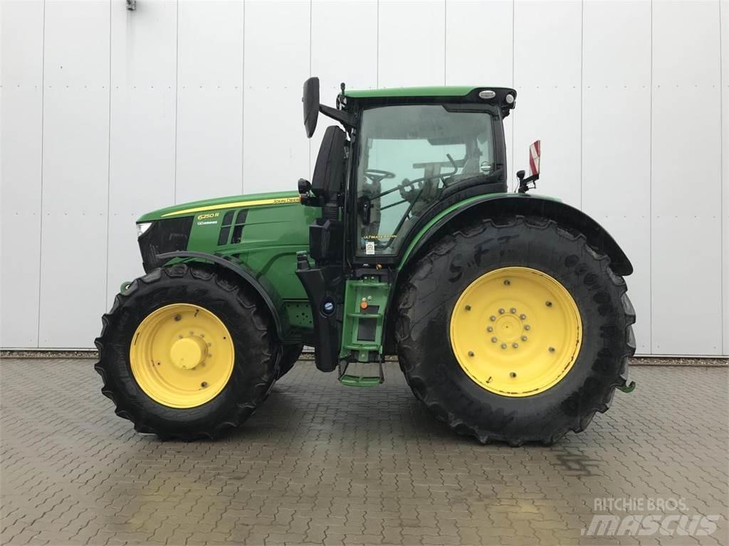 John Deere 6250R トラクター
