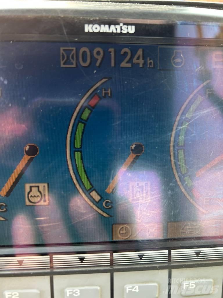 Komatsu PC 240 LC-8 大型油圧ショベル12t以上（パワーショベル・ユンボ）