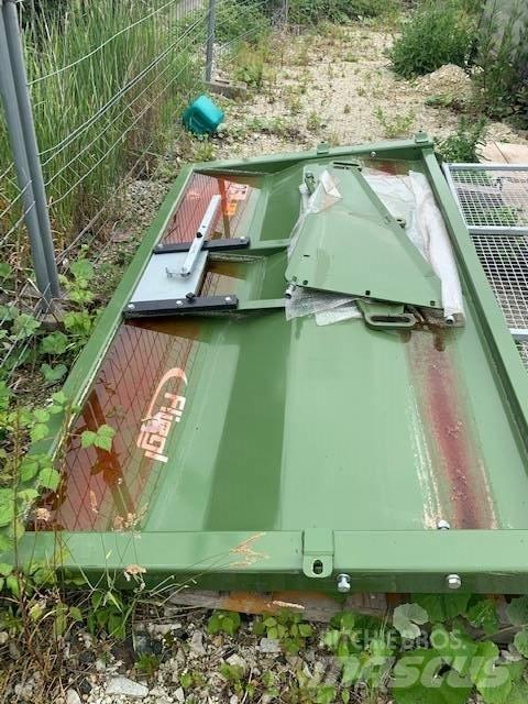 Fliegl Rückwand ダンプトレーラー