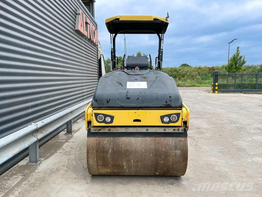 Bomag BW 138 AC-5 コンバインドローラ