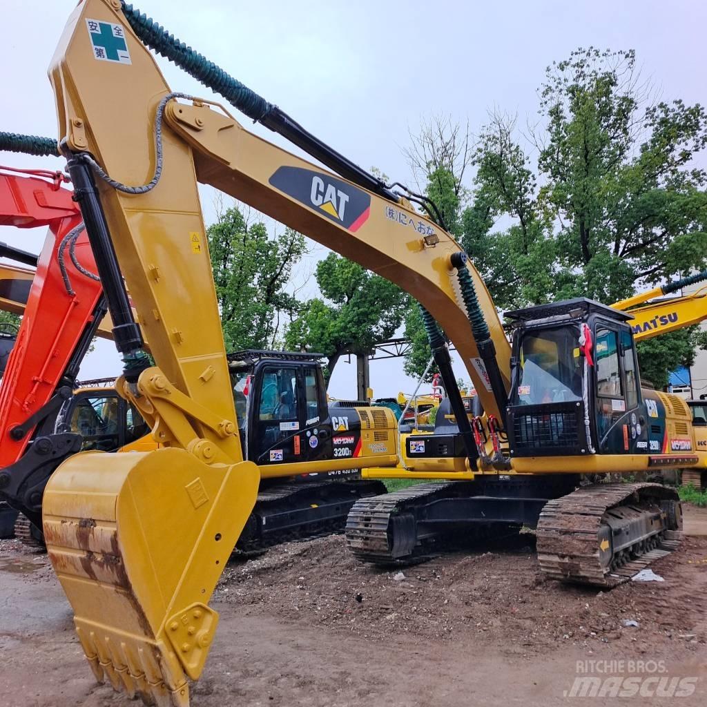 CAT 320 D 大型油圧ショベル12t以上（パワーショベル・ユンボ）