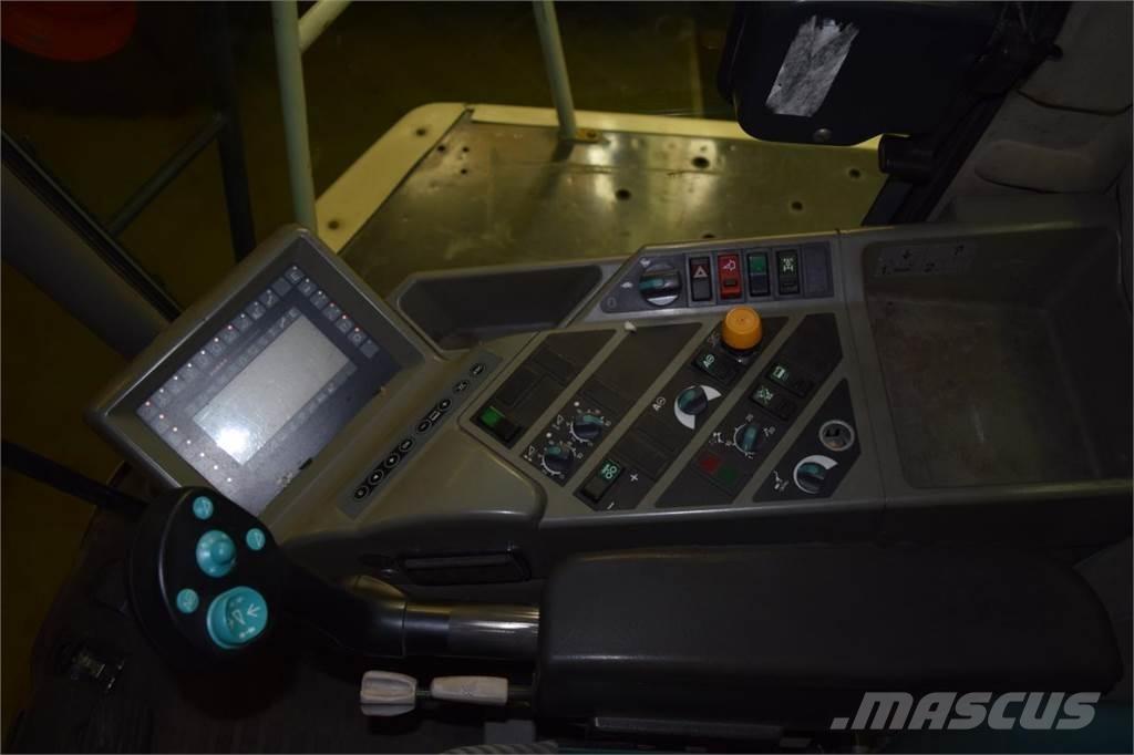 CLAAS Jaguar 900 自走式フォレージハーベスター