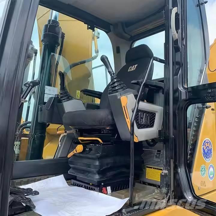 CAT 320 GC 大型油圧ショベル12t以上（パワーショベル・ユンボ）