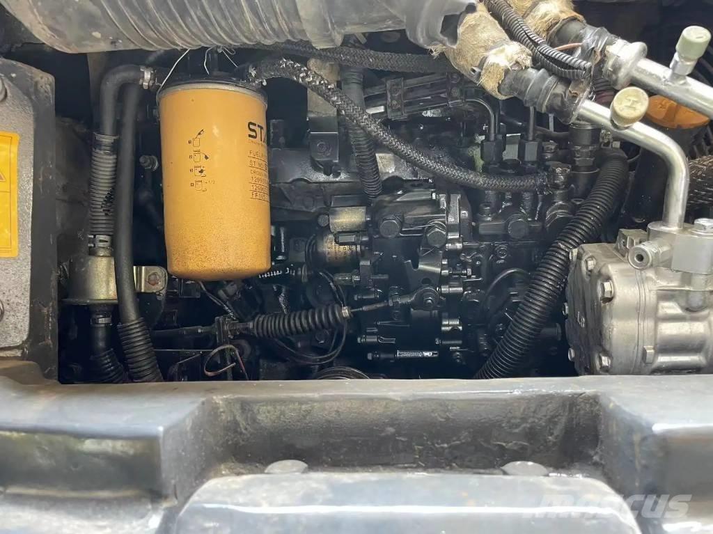 Komatsu PC 55 MR-2 ミニ油圧ショベル 7t以下（ミニユンボ・ミニディガー）
