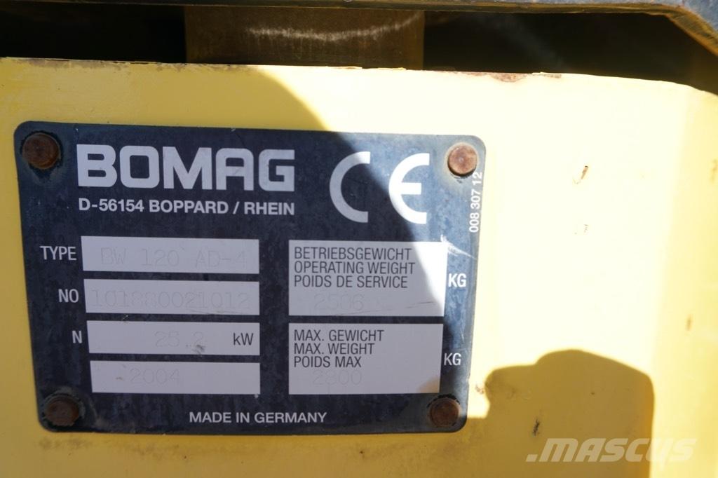 Bomag BW 120 AD-4 タンデムローラ