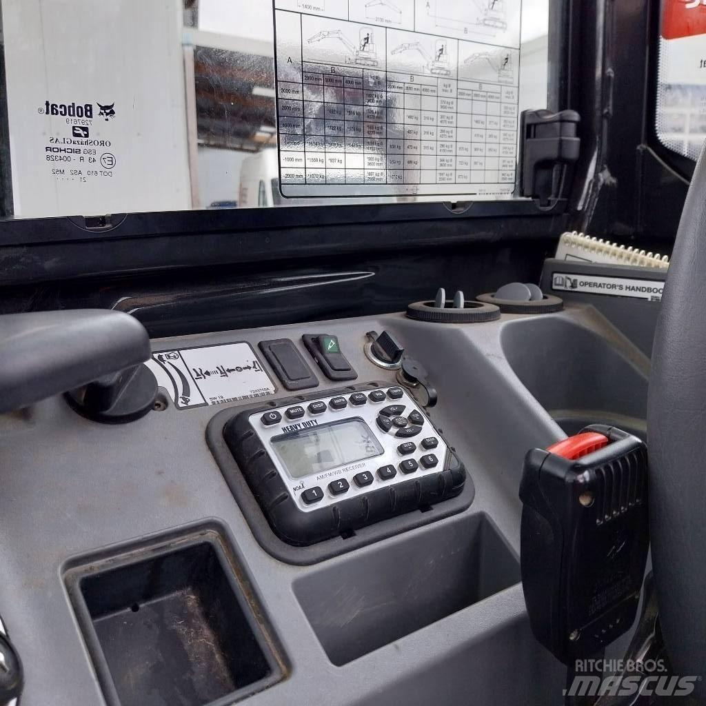 Bobcat E27z Kabine ミニ油圧ショベル 7t以下（ミニユンボ・ミニディガー）