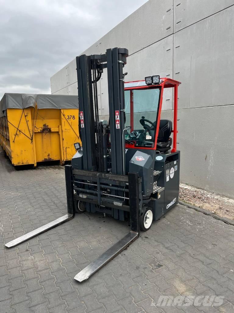 Combilift CBE3000 サイドローダー