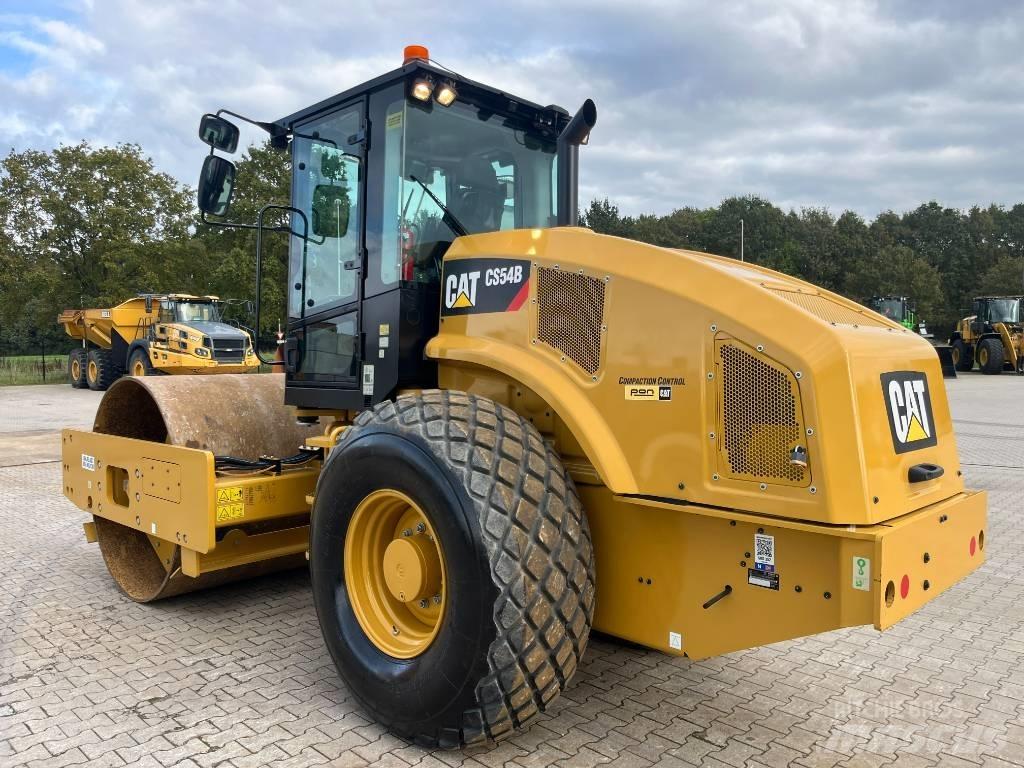 CAT CS 54 B 振動ローラ