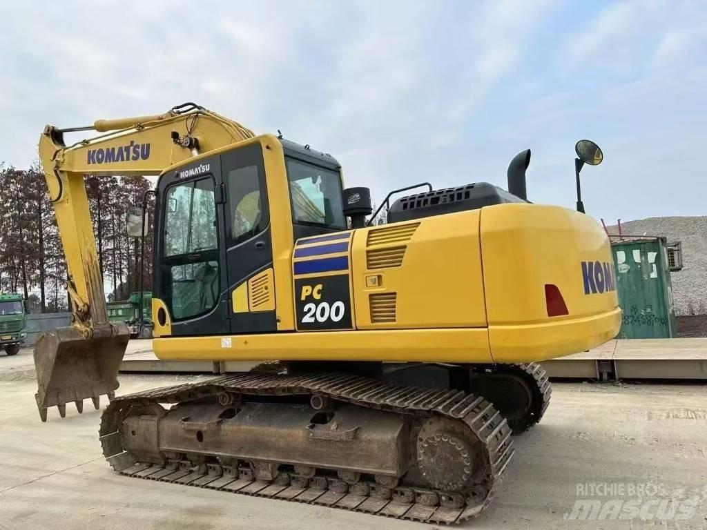 Komatsu PC 210-10 大型油圧ショベル12t以上（パワーショベル・ユンボ）