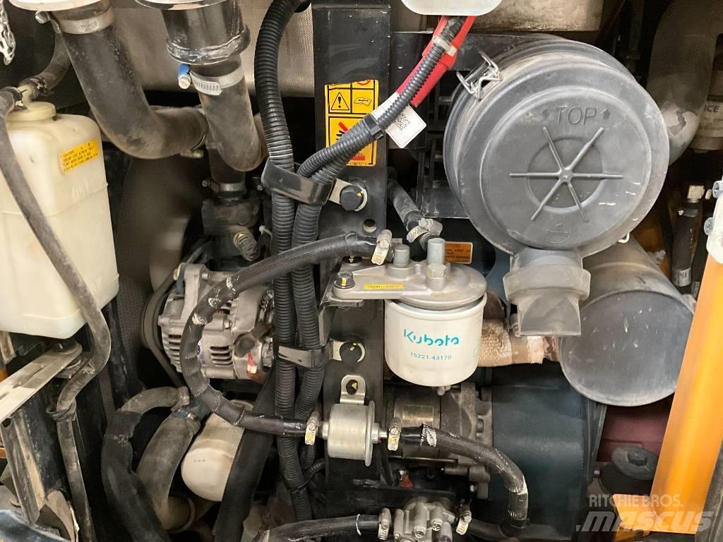 Hyundai 30 Z-9AK ミニ油圧ショベル 7t以下（ミニユンボ・ミニディガー）