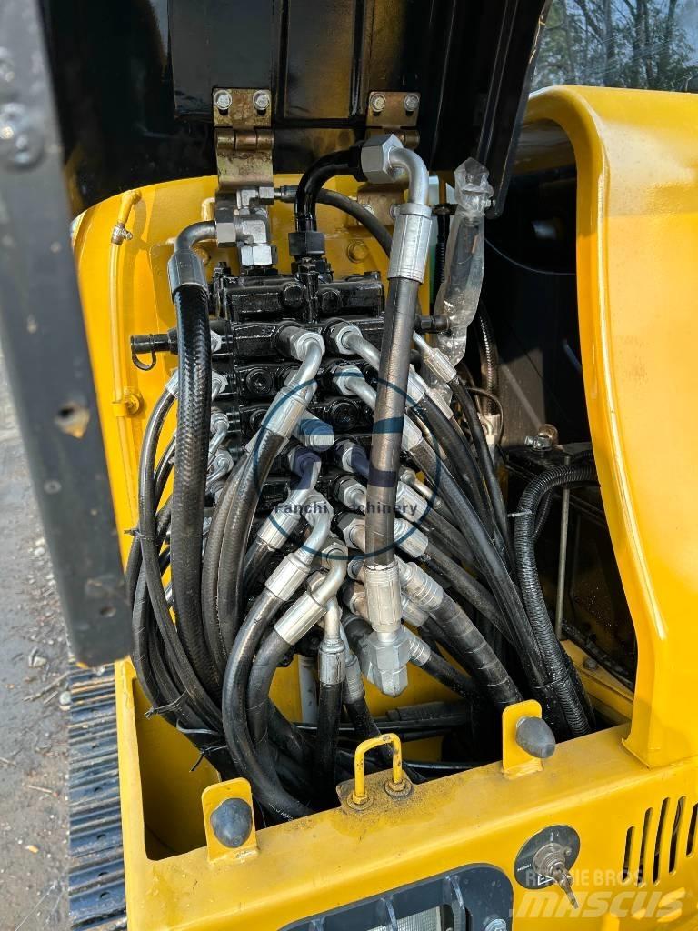 XCMG XE 60 DA ミニ油圧ショベル 7t以下（ミニユンボ・ミニディガー）
