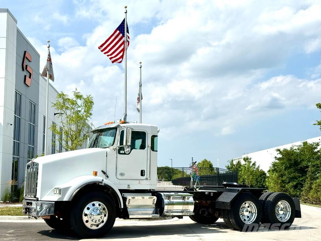 Kenworth T 800 中古トラクターヘッド | トレーラーヘッド