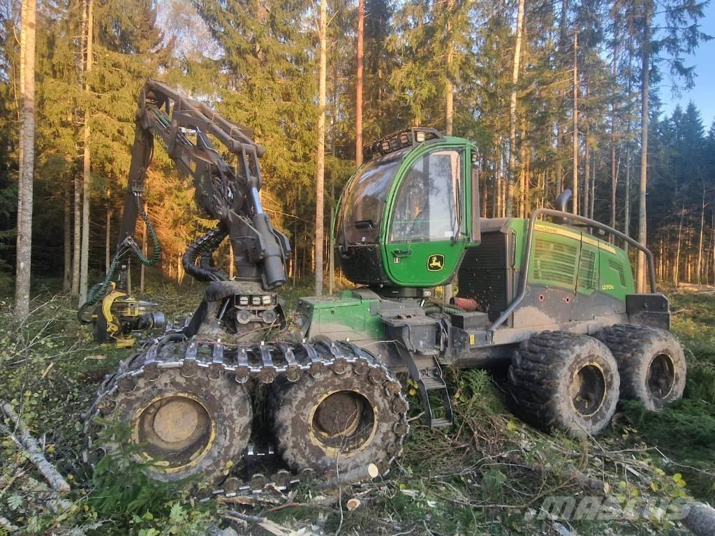 John Deere 1270G ハーベスター