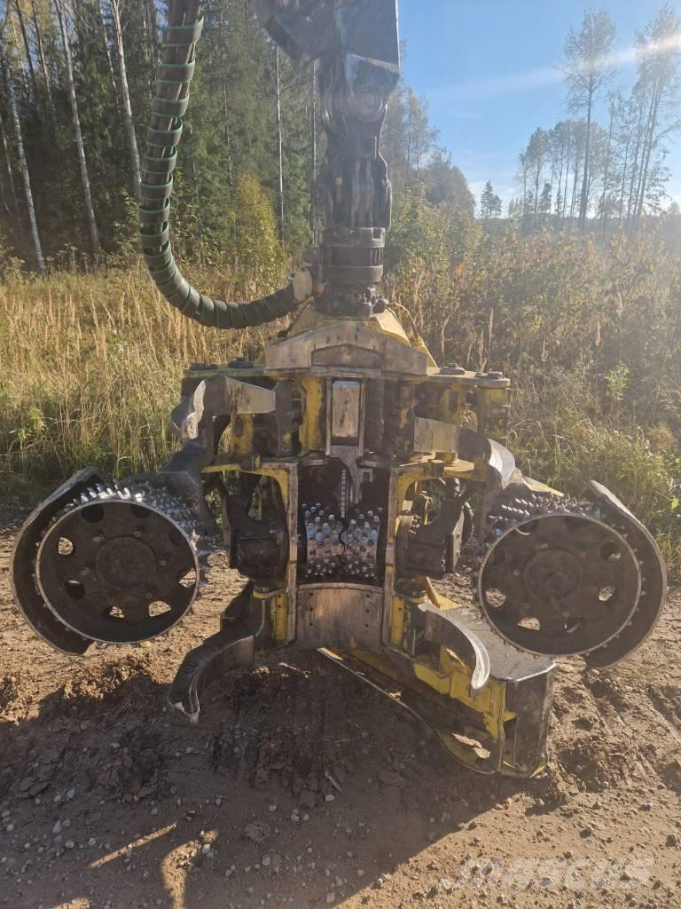 John Deere 1270G ハーベスター