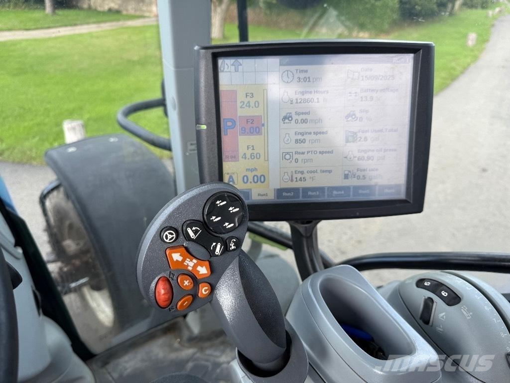 New Holland T 7.200 トラクター